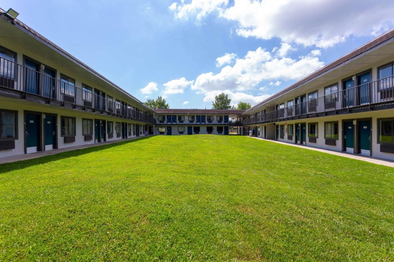 6-camp Springs, Dc - South