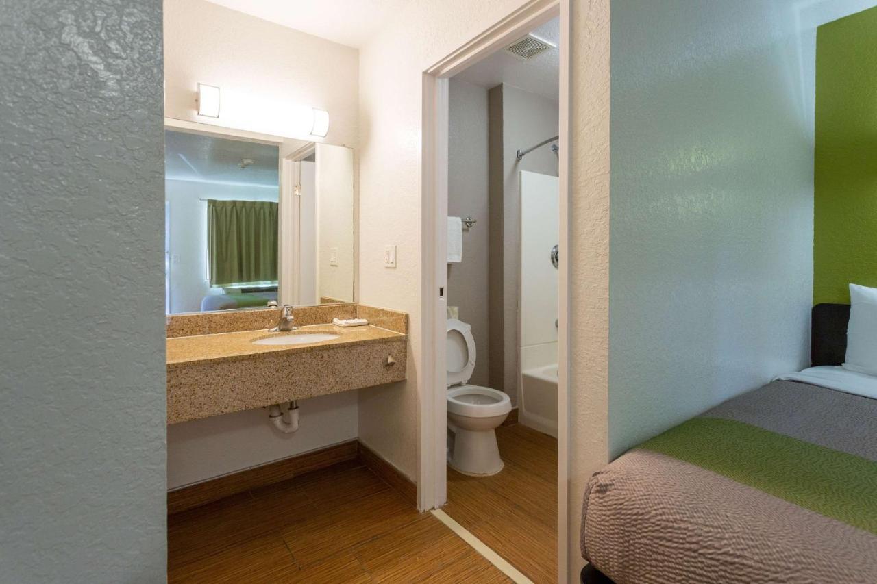 Hotel 6-camp Springs, Dc - South